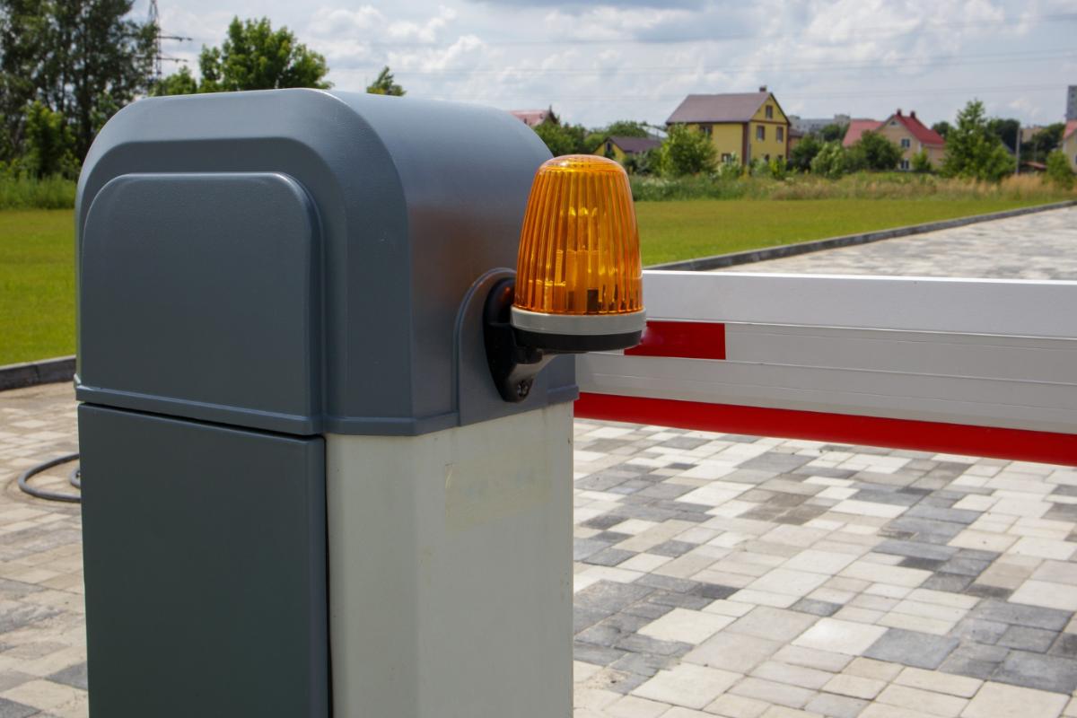 Four Gate Control Methods for Your Neighborhood