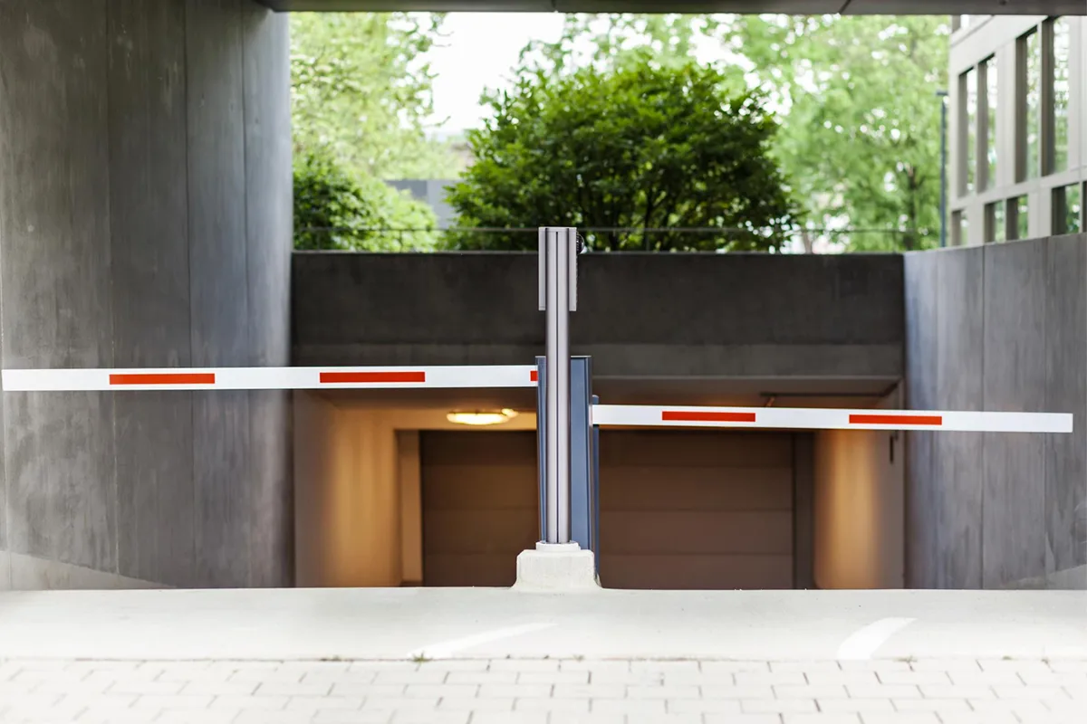 The Importance of Connectivity Requirements for Gate Access Control